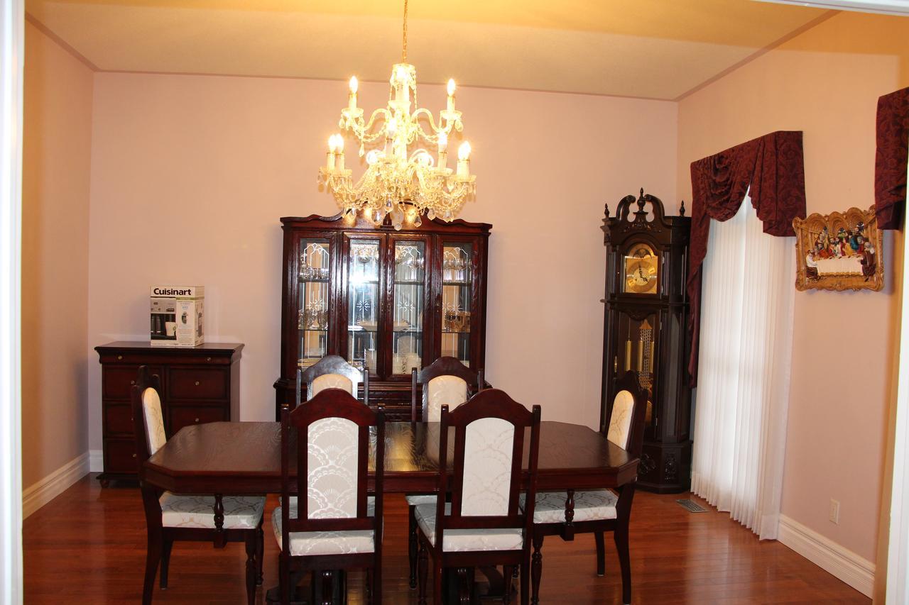 The White House Boutique B&B Niagara-on-the-Lake Екстер'єр фото
