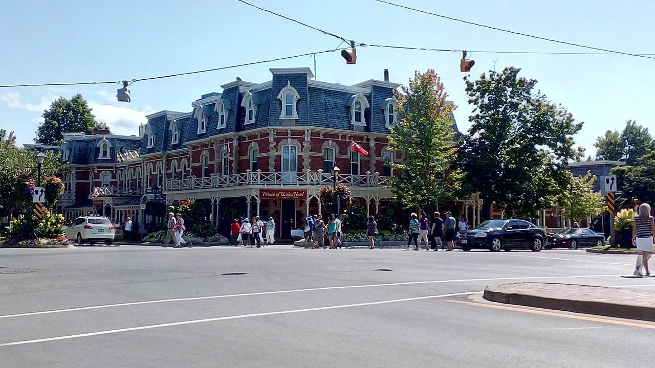 The White House Boutique B&B Niagara-on-the-Lake Екстер'єр фото